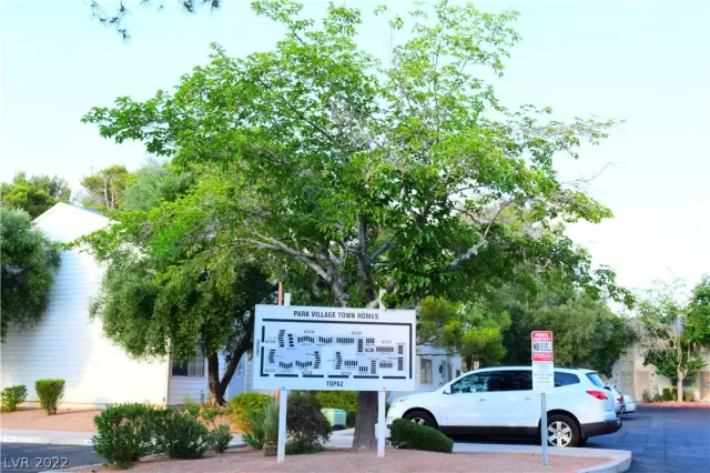 MLS: 2452844 Condo For Sale