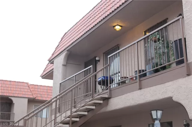 MLS: 2452911 Condo For Sale