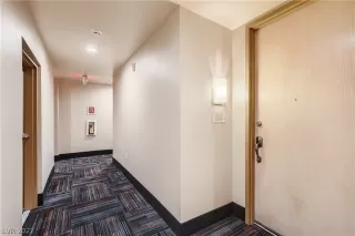 Photo #4: 2453032 Listing 