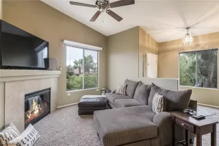 Photo #5: 2453044 Listing