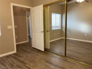 Photo #4: 2453049 Listing 