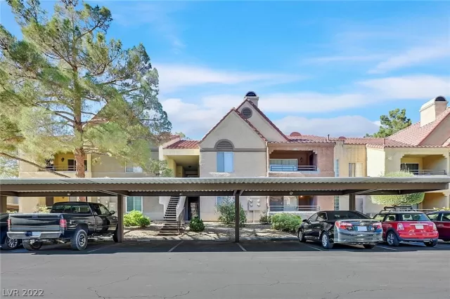 MLS: 2453056 Condo For Sale