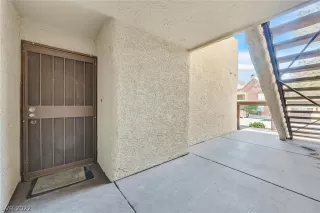 Photo #1: 2453056 Listing 