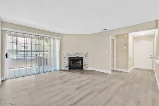 Photo #2: 2453056 Listing 