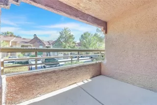 Photo #3: 2453056 Listing 