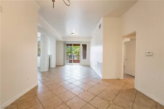 Photo #3: 2453090 Listing 