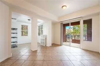 Photo #4: 2453090 Listing 