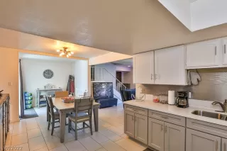 Photo #2: 2453126 Listing