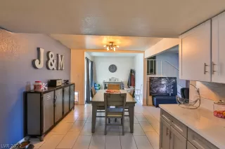 Photo #5: 2453126 Listing