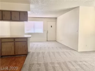 Photo #4: 2453184 Listing 