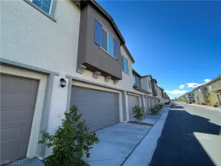 Photo #1: 2453187 Listing 