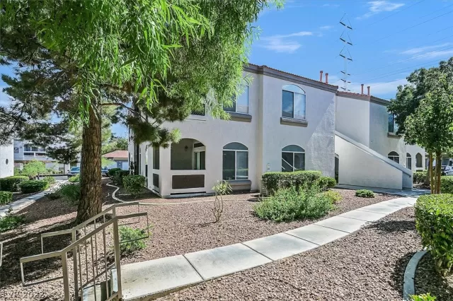 MLS: 2453200 Condo For Sale