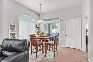 Photo #4: 2453200 Listing 