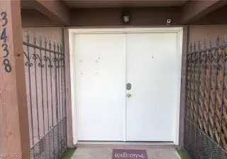 Photo #4: 2453219 Listing