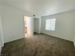 Photo #6: 2453222 Listing