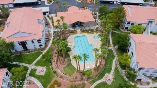 Photo #1: 2453224 Listing 