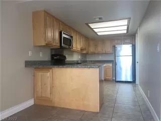 Photo #4: 2453230 Listing 