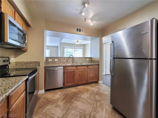 MLS: 2453369 Condo For Sale