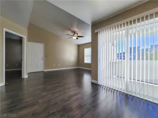 Photo #2: 2453369 Listing