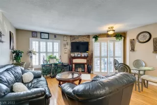 Photo #1: 2453376 Listing 