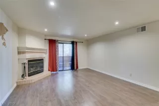 Photo #3: 2453387 Listing 