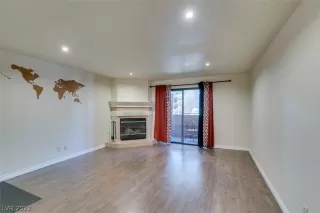 Photo #4: 2453387 Listing 