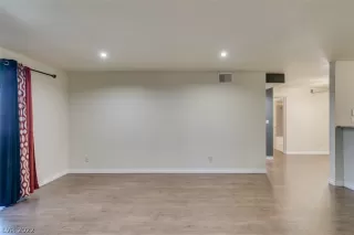 Photo #6: 2453387 Listing 