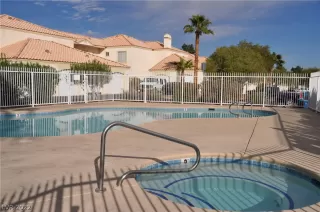 Photo #2: 2453410 Listing 