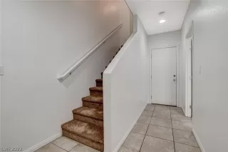 Photo #4: 2453411 Listing 