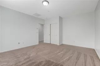 Photo #6: 2453411 Listing 