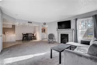 Photo #6: 2453426 Listing 