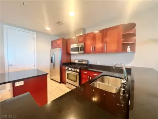 Photo #2: 2453448 Listing 