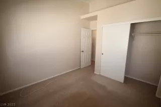 Photo #5: 2453482 Listing 