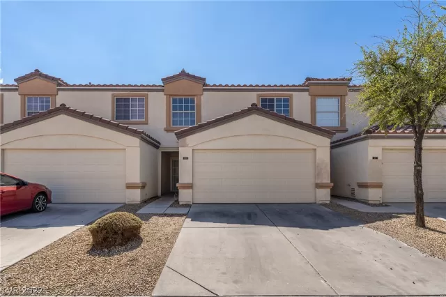 MLS: 2453485 Condo For Sale