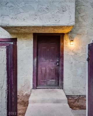 Photo #4: 2453579 Listing 