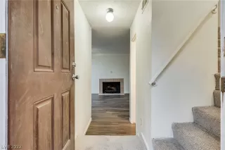 Photo #5: 2453579 Listing 