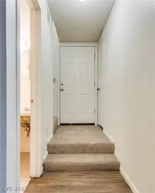 Photo #6: 2453579 Listing 