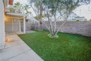 Photo #1: 2453593 Listing