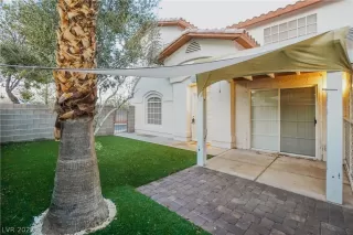 Photo #3: 2453593 Listing