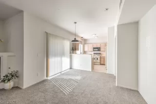 Photo #2: 2453633 Listing