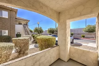 Photo #5: 2453633 Listing