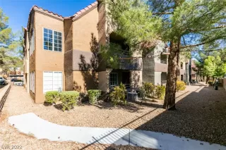 Photo #3: 2453637 Listing 