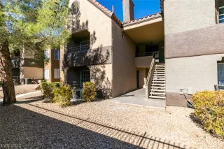 Photo #5: 2453637 Listing 