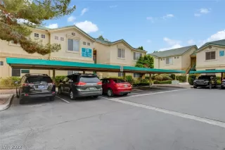 Photo #1: 2453667 Listing 