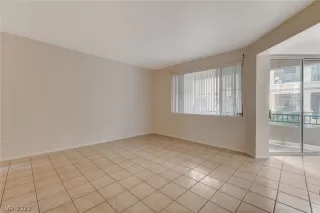 Photo #6: 2453667 Listing 