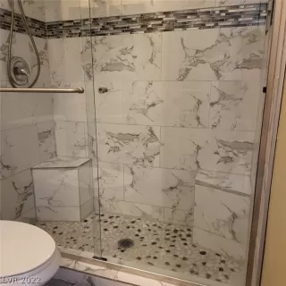 Photo #5: 2453701 Listing