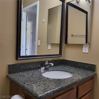 Photo #6: 2453701 Listing