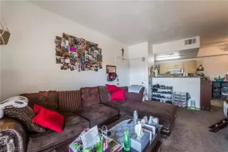 Photo #6: 2453749 Listing