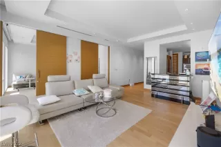 Photo #3: 2453778 Listing 