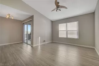 Photo #3: 2453780 Listing